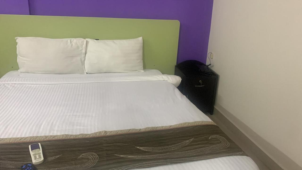 Homewood Suites Hyderabad Eksteriør billede